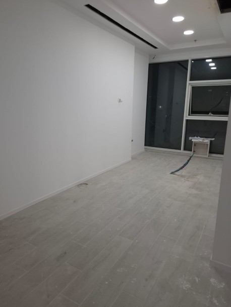 🏢 למכירה! משרד 4 חד' במגדל החלוצים נתניה | השקעה מעולה! 💎-1