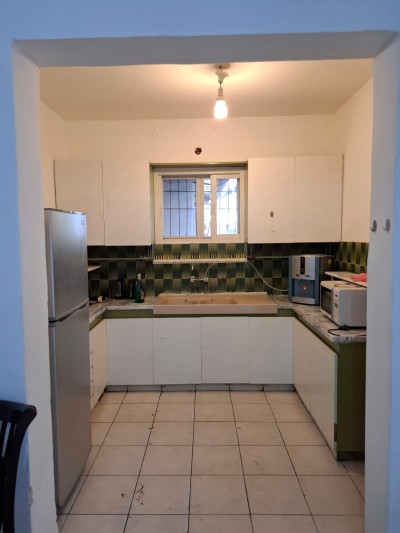 להשכרה דירה 2 חד בזומרשטיין נתניה