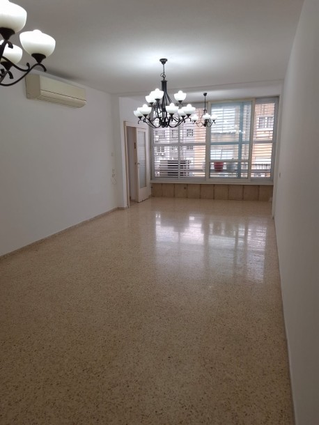 דירת 3 חדרים 87 מ״ר באבו שדיד | קומה 5 | מרכז העיר דרום נתניה-2