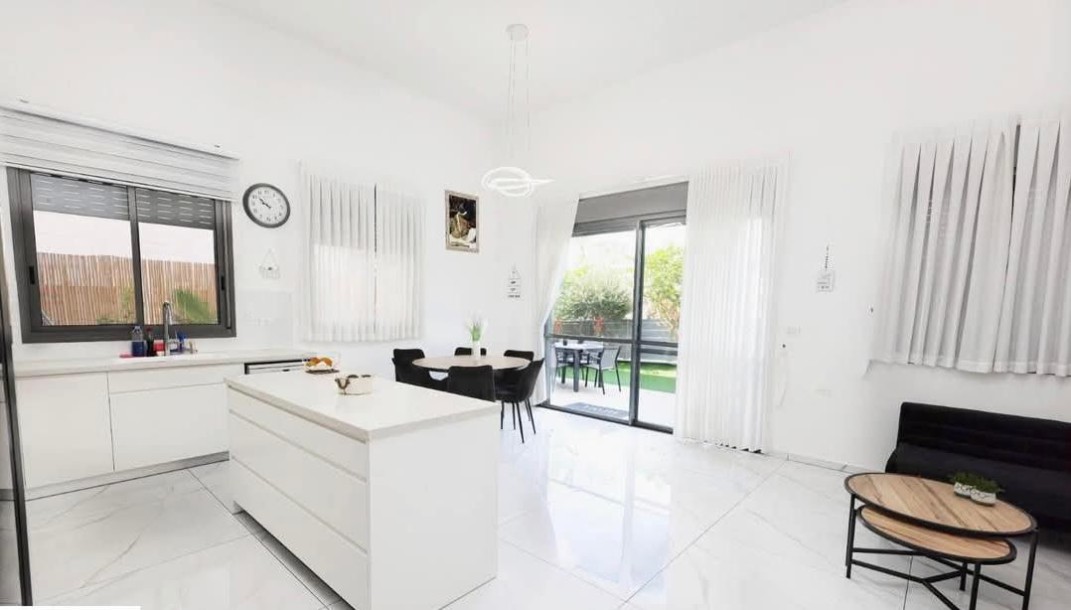 דירת גן 5 חדרים 130 מ"ר באצל | 2 חניות | נתניה-3