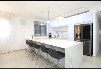 למכירה גג/פנטהאוז 5 חד בחפץ חיים נתניה