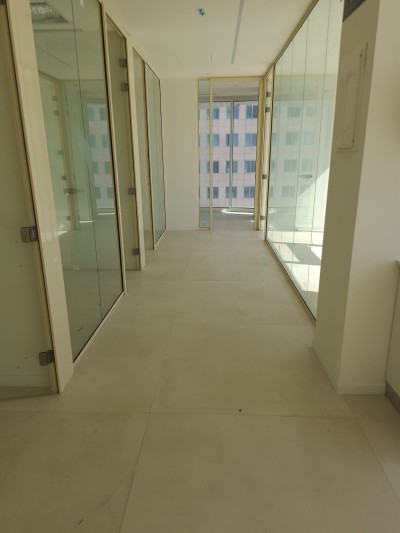 להשכרה משרד 4 חד בפתח תקווה 6 נתניה