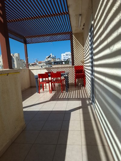 למכירה גג/פנטהאוז 5 חד בפתח תקווה נתניה