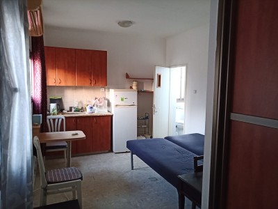 להשכרה יחידת דיור 1 חד בתפארת בנים נתניה