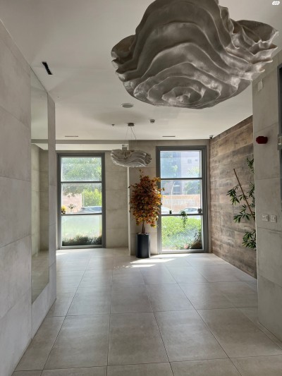 למכירה דירה 5 חד באדני פז חדרה