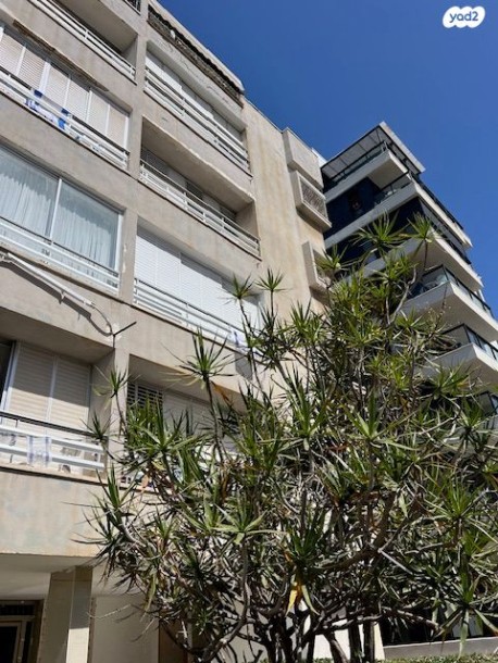 דירת 4 חדרים 110 מ"ר הרב ריינס | 2 חניות | נתניה מחיר מציאה 1.7 לחוזה-2