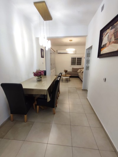 דירת 3.5 חדרים 93 מ"ר בלבונטין | משופצת | נתניה