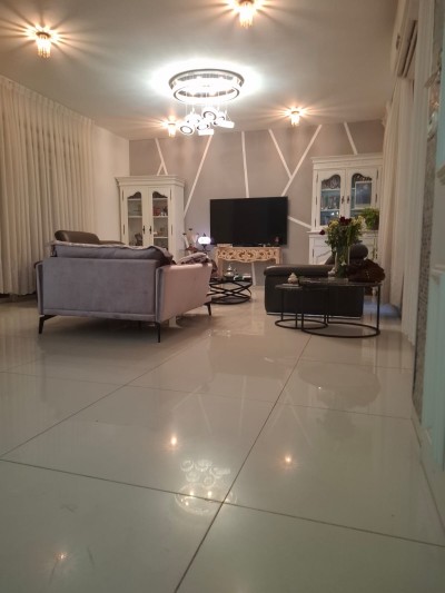 להשכרה בית פרטי/קוטג 6 חד ברמת אפריים נתניה