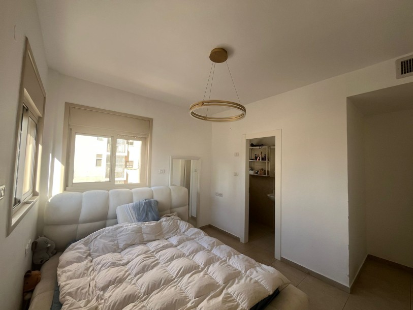 דירת 5 חדרים 150 מ"ר | מרחק הליכה לים | הבריגדה היהודית נתניה-3