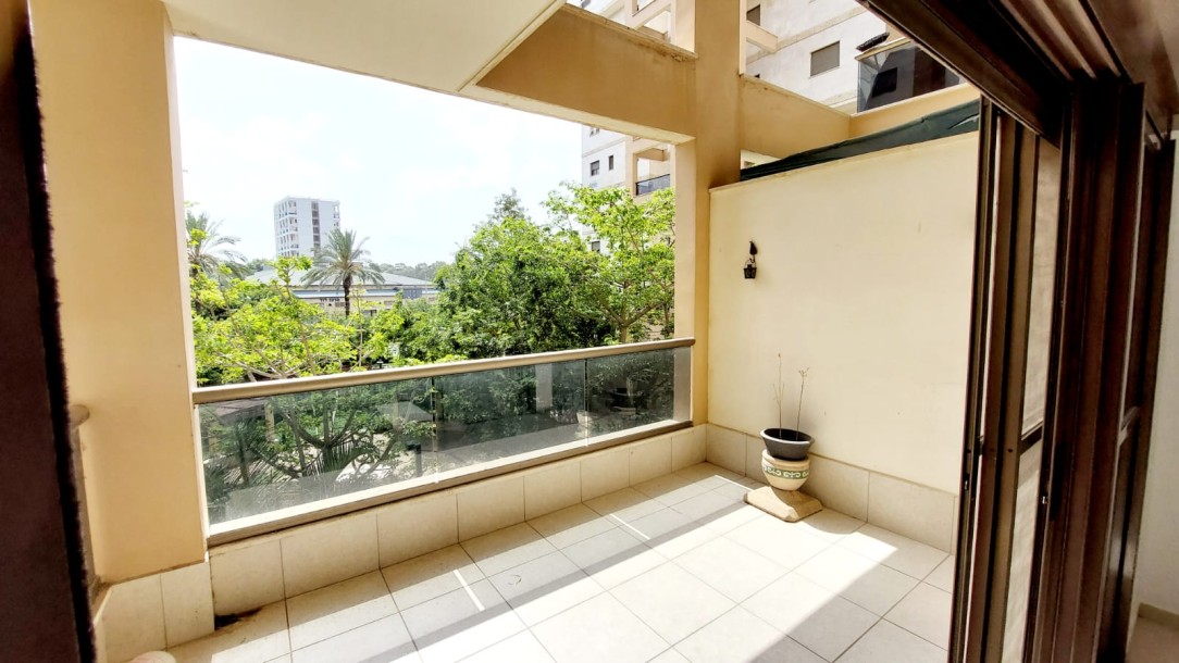 דירת 4.5 חדרים להשכרה 110 מ"ר | מעלית וחנייה | נתניה-1