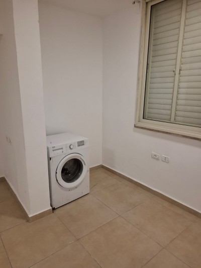 להשכרה דירה 4 חד בפתח תקווה נתניה