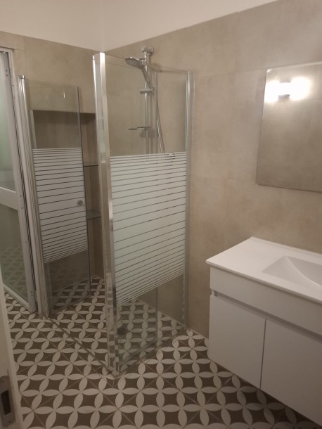 דירת 4 חדרים משופצת בצפון נתניה-7