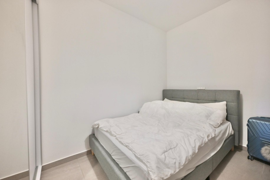 למכירה מתווך !!!  במגדל יוקרתי ברמת גן!-9