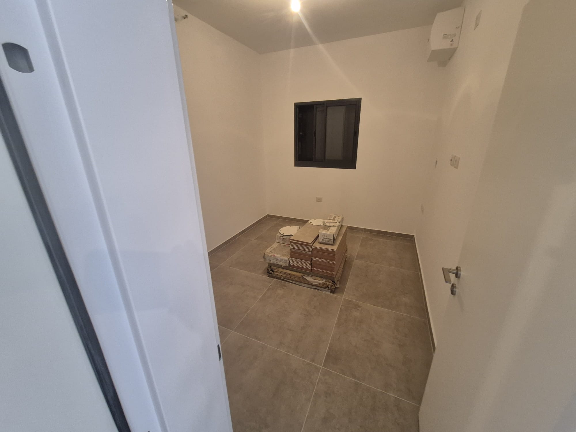 להשכרה מתוך !!! רחוב תוצרת אארץ