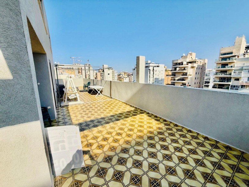 ✨ למכירה רחוב ויצמן | דופלקס יוצא דופן – ‎200 מ״ר + ‎140 מ״ר מרפסת | בלב מרכז העיר נתניה ✨-3