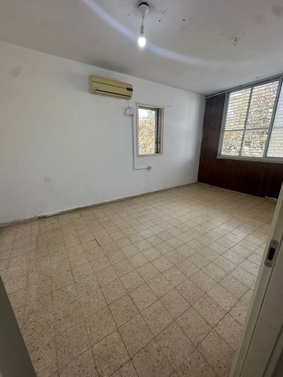 להשכרה דירה 3 חד בפתח תקווה 41 נתניה