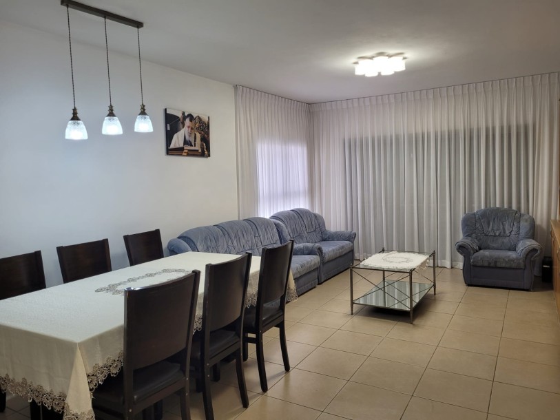 דירת יוקרה 5 חדרים למכירה ברמת חן נתניה-3
