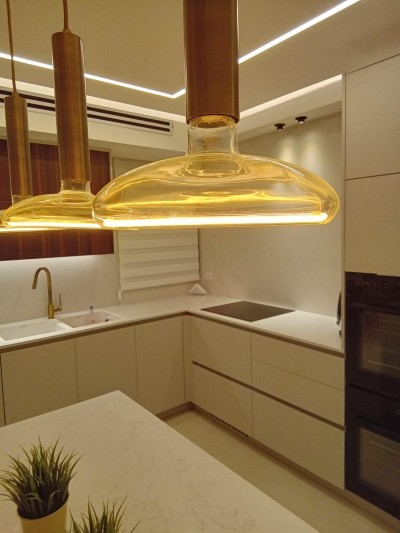 דירת 5 חדרים מעוצבת אדריכלית | רח' פתח תקווה נתניה | 128 מ"ר + מרפסת