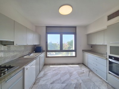 דירת 6 חדרים 170 מ"ר בהדסה | מגדל גן העיר | תל אביב-2