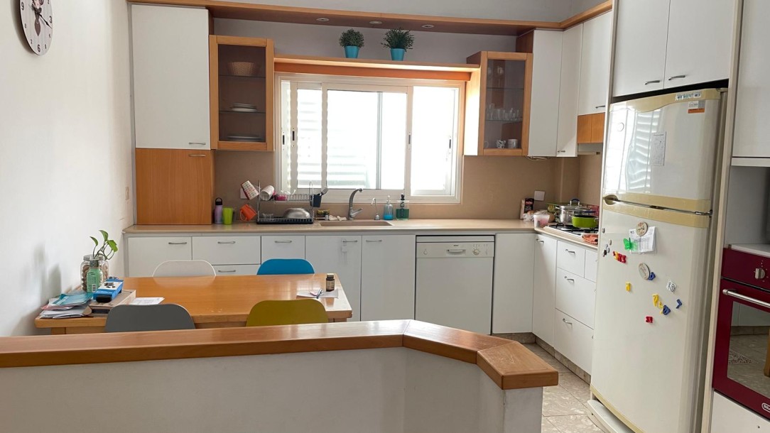 דירת 4.5 חדרים 95 מ"ר פרופסור שור | קרוב לבזל | תל אביב-4