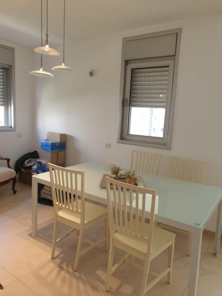 דירת 3.5 חדרים 120 מ"ר בשטרייכמן | מרפסת שמש | תל אביב-4