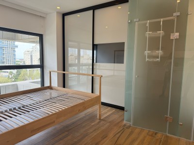 דירת 4 חדרים 110 מ"ר להשכרה | מרפסת ונוף | תל אביב