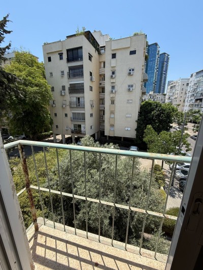 דירת 3 חדרים 90 מ"ר בבבלי | נוף לירוק | ת"א