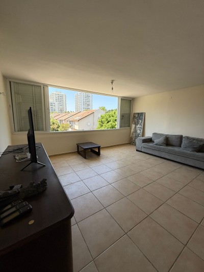 דירת 3 חדרים 100 מ"ר בפיליכובסקי | משופצת | ת"א