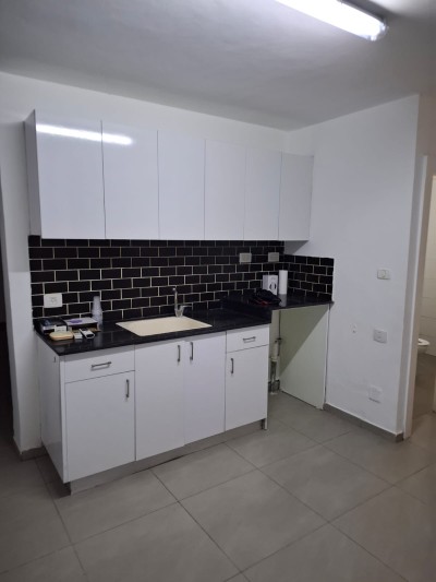 יחידת דיור 70 מ"ר בוייסבורג להשכרה | מרווחת | נתניה