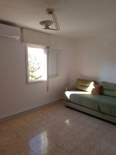 דירת 3 חדרים 68 מ"ר בבן צבי | מצב מעולה | נתניה