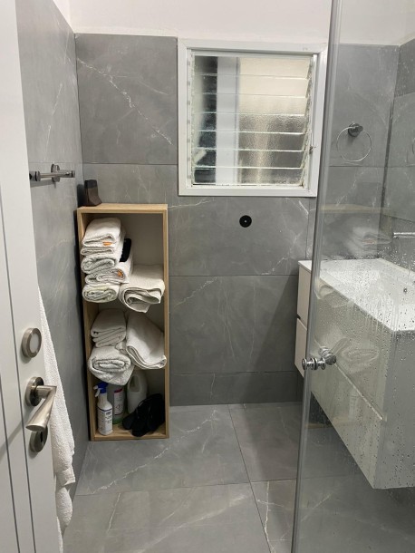 דירת 4 חדרים 100 מ"ר בבן גוריון | מעלית וחנייה | בת ים-2