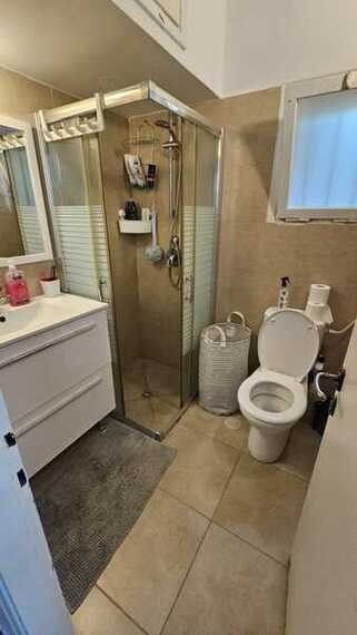 דירת 2 חדרים 44 מ"ר בבלוך | משופצת ושקטה | תל אביב-6