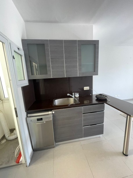 דירת 3 חדרים 72 מ"ר במנדלשטם | משופצת ומוארת | תל אביב-2