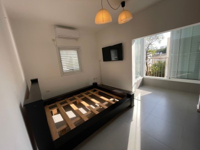 דירת 3 חדרים 72 מ"ר במנדלשטם | משופצת ומוארת | תל אביב-3