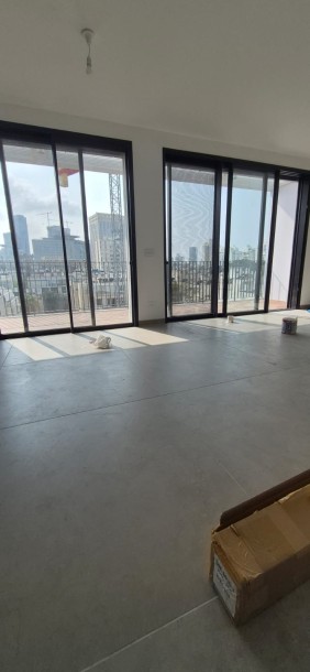 דירת 5 חדרים 130 מ"ר בזכרון יעקב | מרפסת 28 מ"ר | תל אביב-8