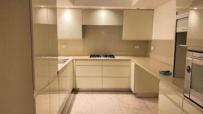 דירת 4 חדרים 120 מ"ר בשטרייכמן | 2 חניות ומחסן | תל אביב