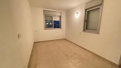 דירת 4 חדרים 120 מ"ר בשטרייכמן | 2 חניות ומחסן | תל אביב-4