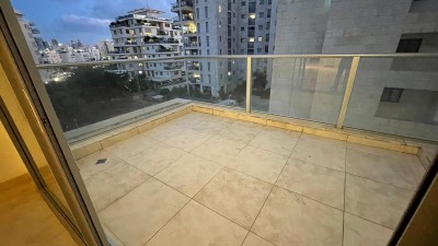 דירת 4 חדרים 120 מ"ר בשטרייכמן | 2 חניות ומחסן | תל אביב-6