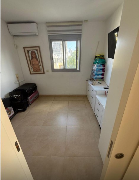 להשכרה מתווך !! רחוב:  רחוב טיומקין-4