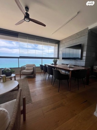 דירת 5 חדרים 150 מ"ר נוף הטיילת | נוף לים | נתניה