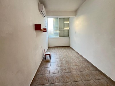 להשכרה מתווך !! רחוב:  סוקולוב-8