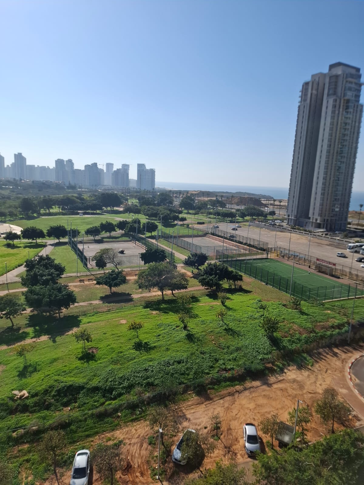 למכירה ברחוב רזניק