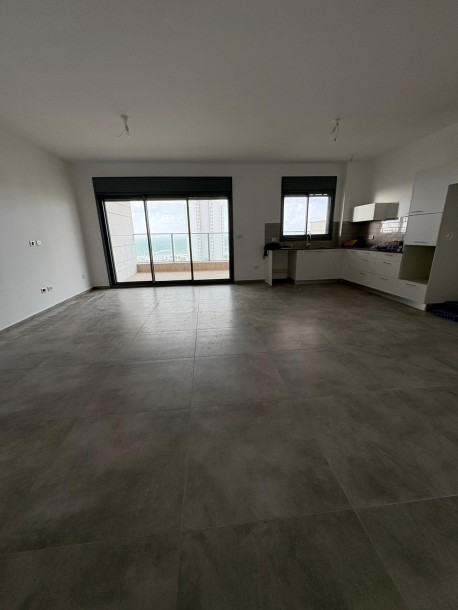 דירת 5 חדרים 130 מ"ר בפרויקט הצוק | נוף לים | נתניה-5