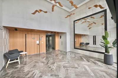 למכירה מתווך !!!  במגדל יוקרתי ברמת גן!-5