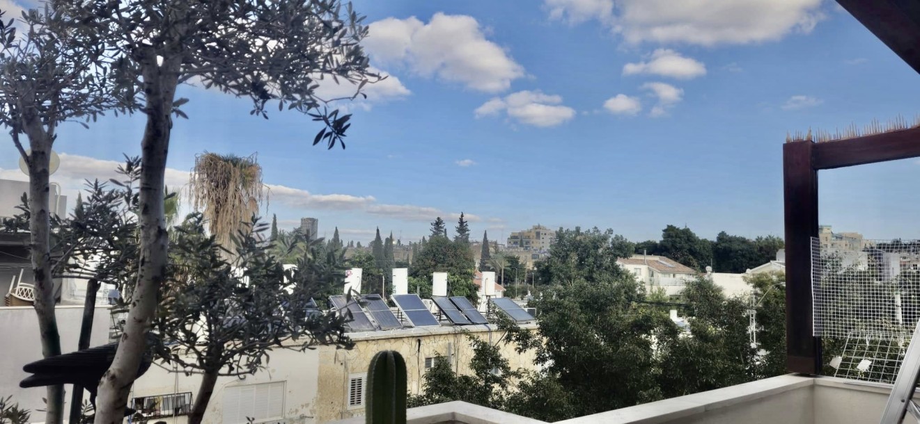 למכירה מתווך !! רחוב: דם המכבים-1