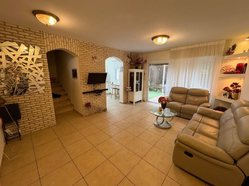 דופלקס גן 5 חדרים 125 מ"ר | גינה 50 מ"ר | נתניה-0