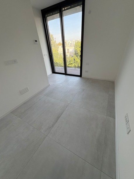 להשכרה מתווך !! ברחוב ויצמן-5