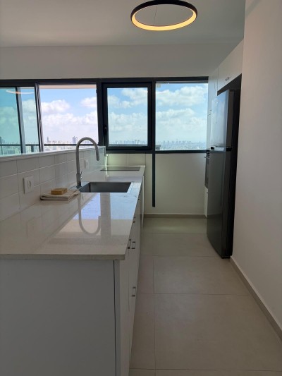 למכירה דירה 3 חד בלה גארדיה תל אביב-יפו