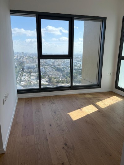 למכירה דירה 3 חד בלה גארדיה תל אביב-יפו