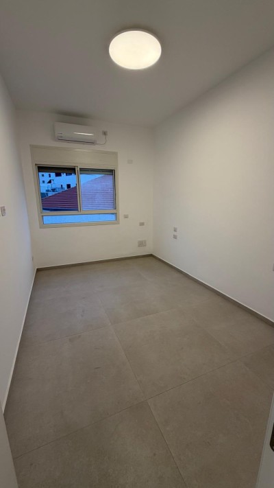 להשכרה דירה 4 חד בסירקין תל אביב-יפו